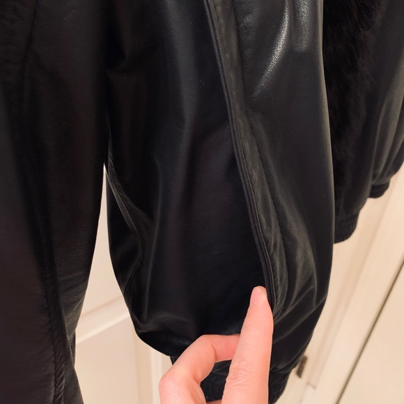 Vintage Black Lambskin & Fur Bomber Jacket - Picture 4 of 16